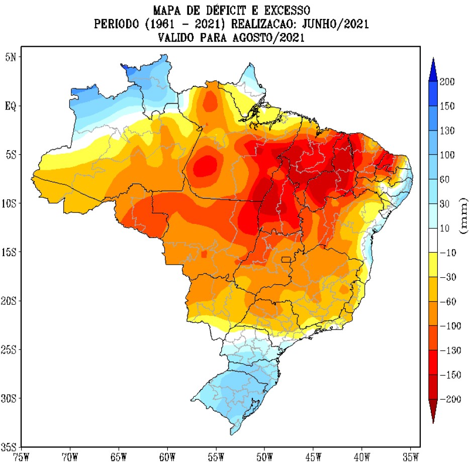 Mapa do Brasil com cores indicando déficit e excesso hídrico nas regiões e estados